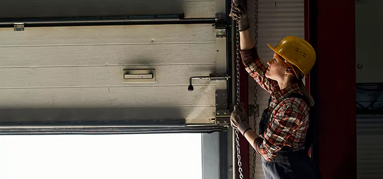 Addressing Common Garage Door Stoppage Issues in Chowchilla, CA